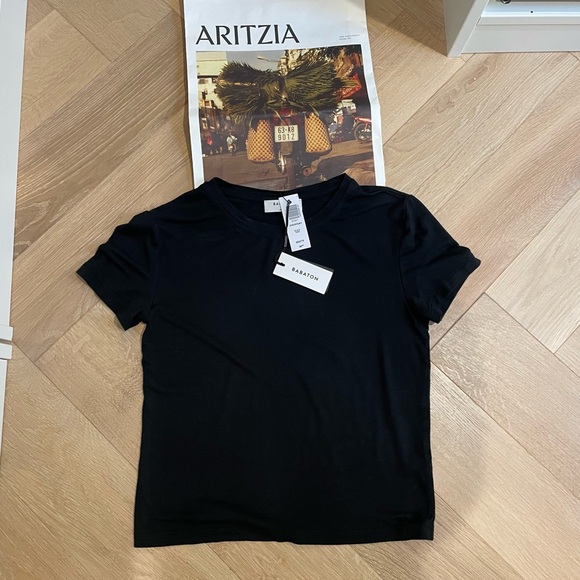 Aritzia Babaton Everyday Black Short Sleeve Tee in size 2XS - Picture 1 of 3